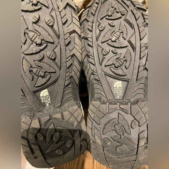 North Face Winter Boots - Picture 8 of 8